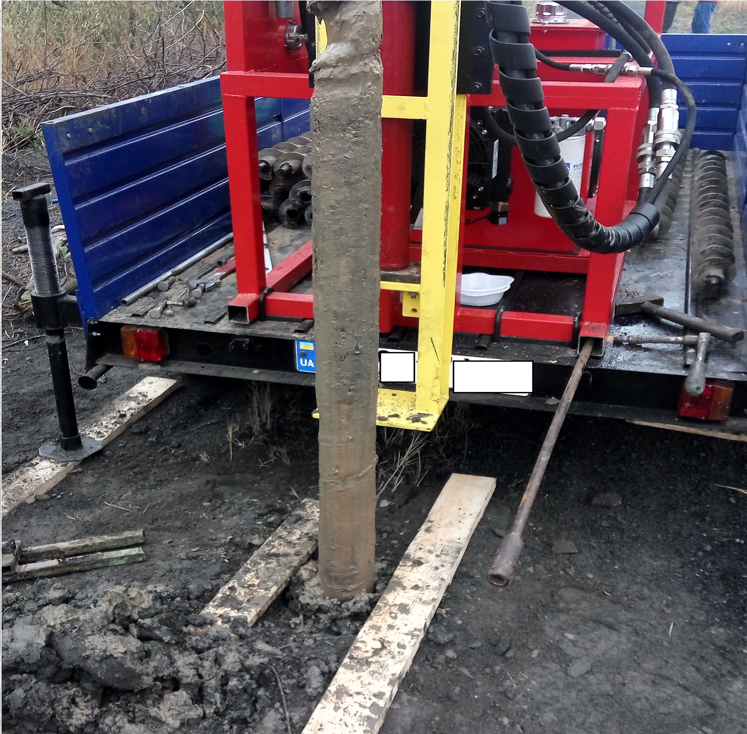 Геологические изыскания, отбор монолитов для лаборатории